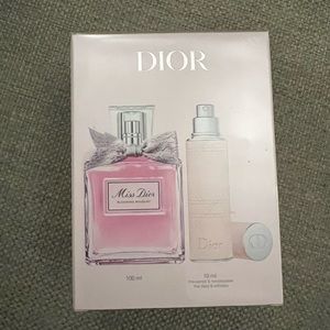 miss dior blooming bouquet eau de toilette gift set